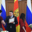 Игорь Руденя и Владимир Васильев вручили молодым семьям Верхневолжья жилищные сертификаты - Администрация района