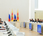 Комплексное формирование современной среды для жизни и развития производств: Губернатор Игорь Руденя определил задачи по реализации в Тверской области проектов создания и ревитализации общественных пространств