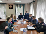 В рамках рабочей поездки в Торопецкий муниципальный округ прокурор Тверской области Денис Назаренко официально представил назначенного прокурора района, а также провёл личный приём граждан.